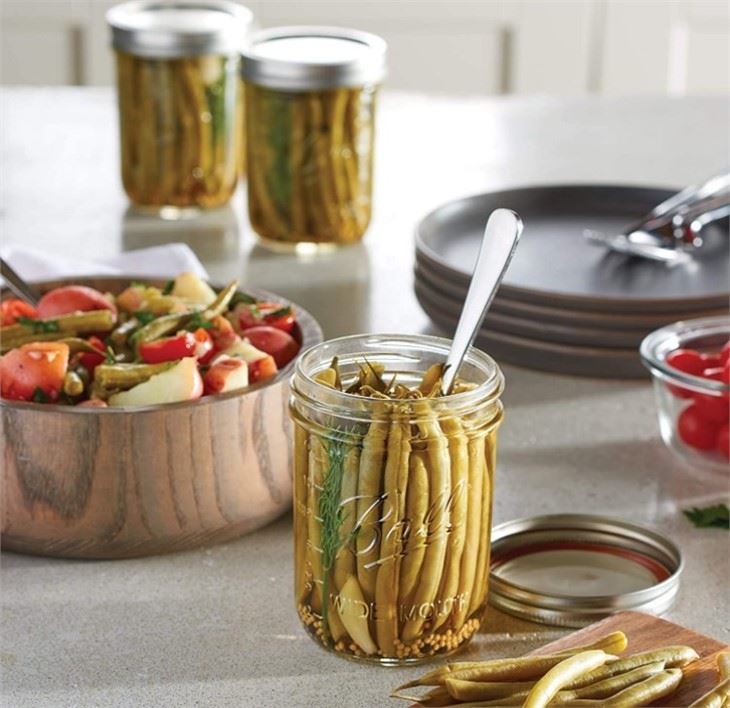 4 OZ Mason Jar With Metal Lid