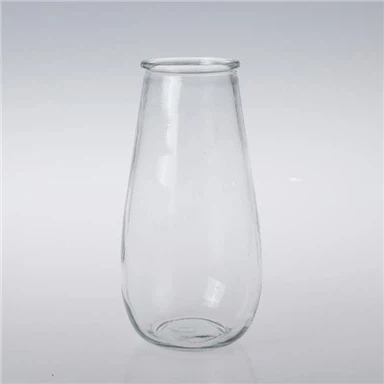 Blomstervase i klart glass